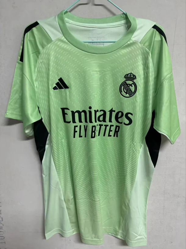 Real Madrid Maillot Gardien de but vert clair 2025-2026