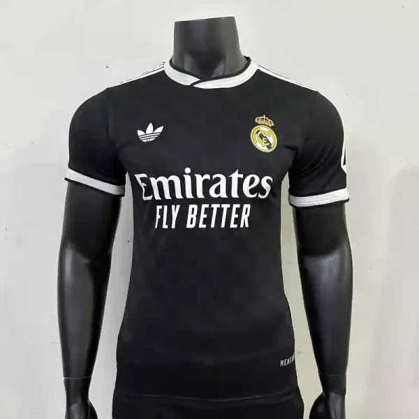 Real Madrid Maillot Version Match exterieur noir 2025 - 2026