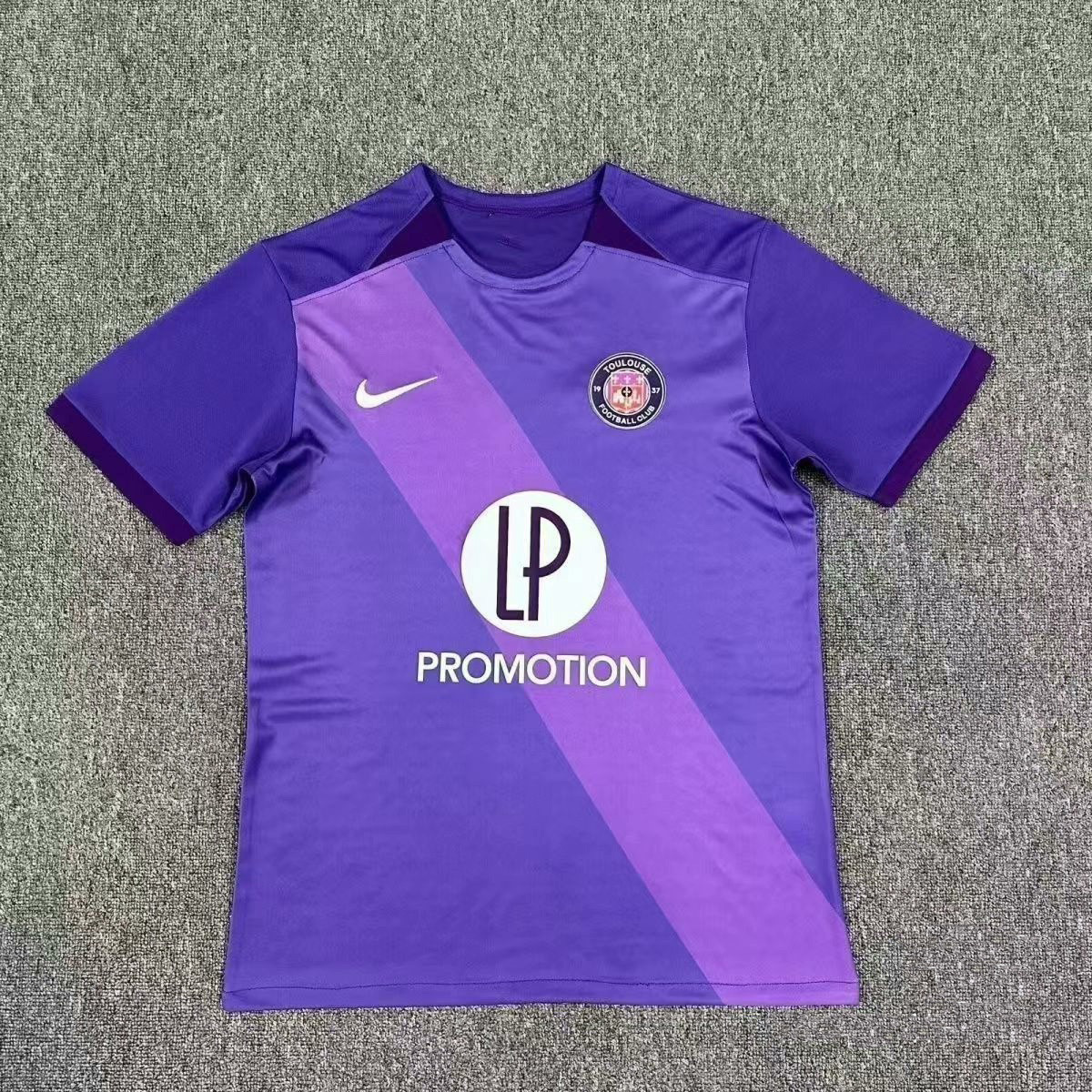 图卢兹主场球衣 2425 Toulouse Home jersey 2425