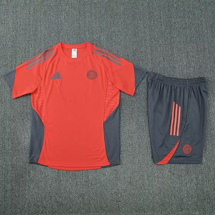 Maillot Training Bayern Munich+Short 2025 2026 -Rouge Gris Maillot Training Bayern Munich+Short 2025 2026 -Rouge Gris