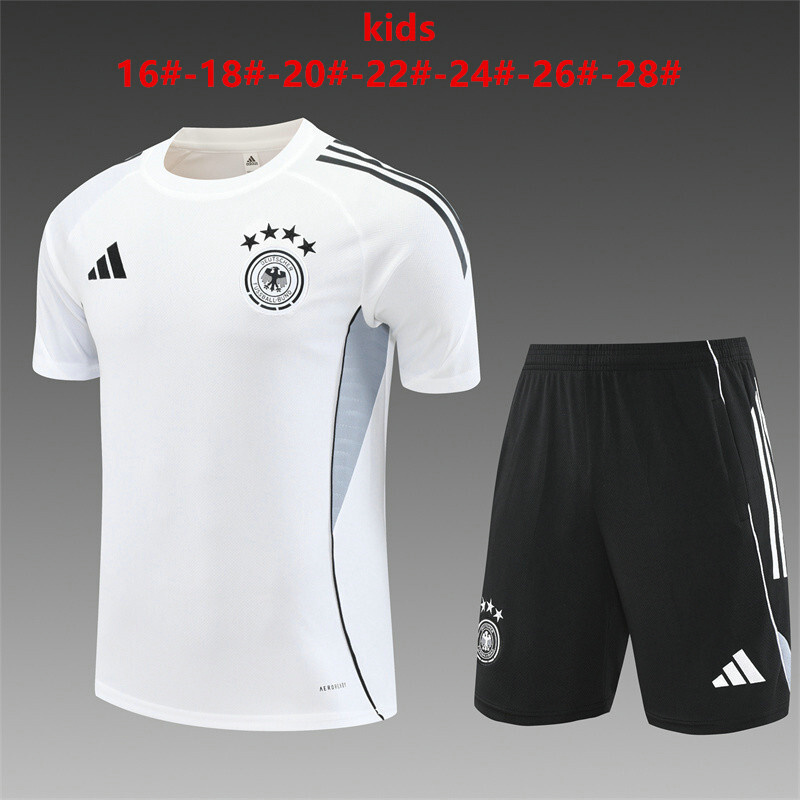 Ensemble Allemagne Enfant 2025 2026 - Blanc Ensemble Allemagne Enfant 2025 2026 - Blanc