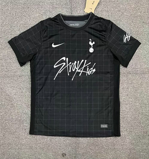 Maillot Tottenham Stray Kids 2025 2026 Édition spéciale Maillot Tottenham Stray Kids 2025 2026 Édition Spéciale