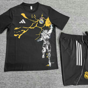 Ensemble Real Madrid Enfant 2025 2026 Anime - Noir