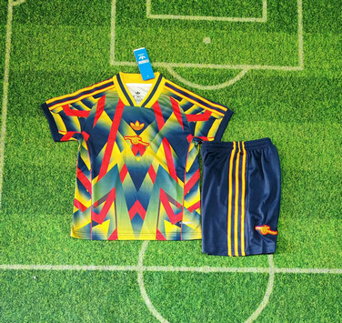 Maillot Arsenal Enfant 2025 2026 Rétro - Couleurs Maillot Arsenal Enfant 2025 2026 Rétro - Couleurs