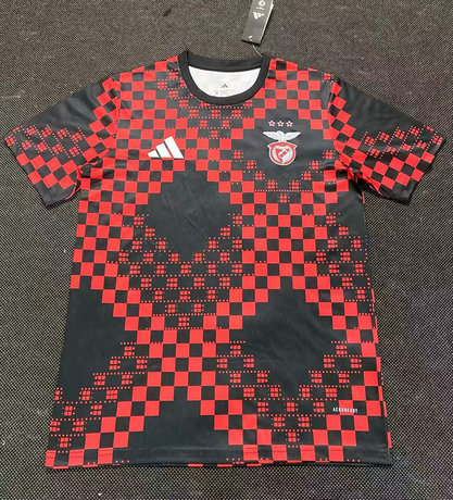 Maillot-Benfica-2025-2026-Concept-Rouge-et-noir-1.jpg