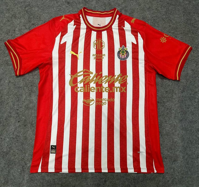 Maillot-Chivas-Guadalajara-CD-2026-2027-domicile-1.jpg