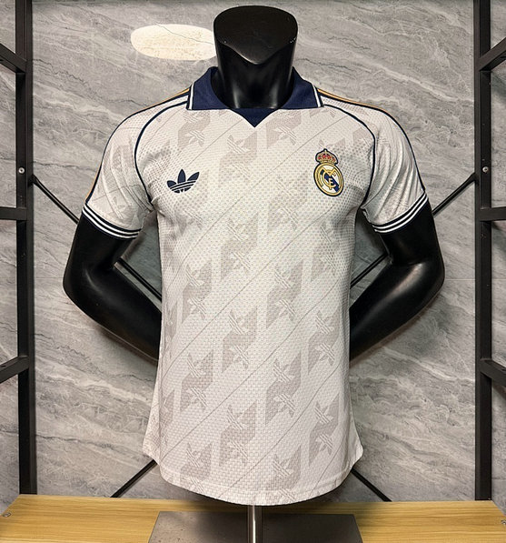 Maillot-Match-Real-Madrid-2026-2027-blanc-Retro-1.jpg