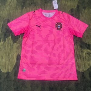 Concept de maillot rose du Portugal pour la saison 2026-2027