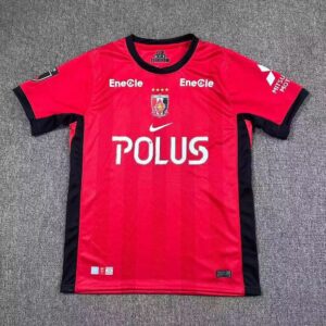 Maillot domicile des Urawa Red Diamonds - Rouge Saison 2026-2027