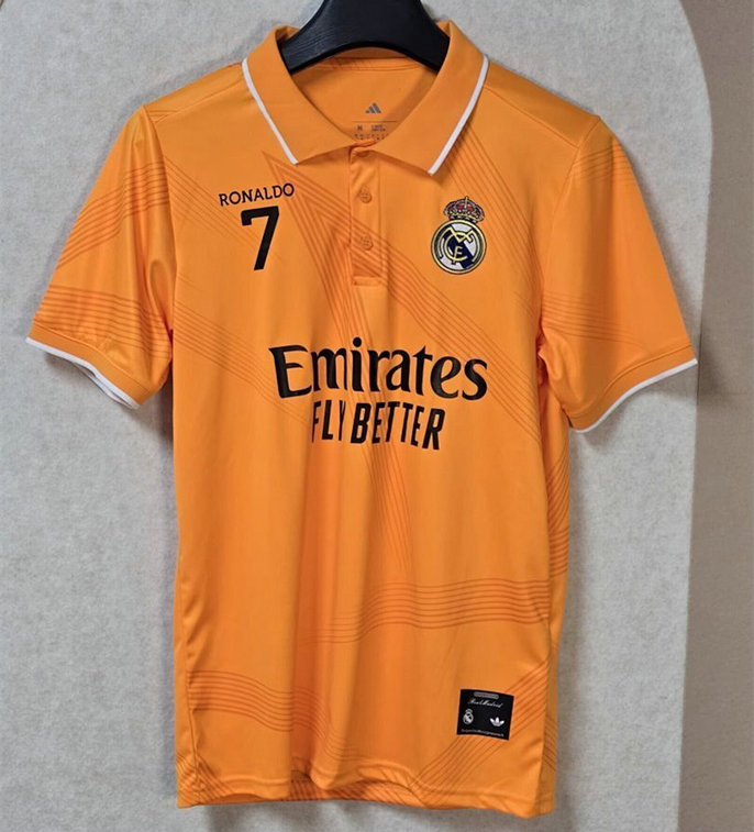 Maillot de foot Real Madrid 2025/2026