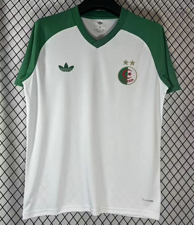 Maillot-de-foot-Algerie-2026-2027-blanc-1.jpg