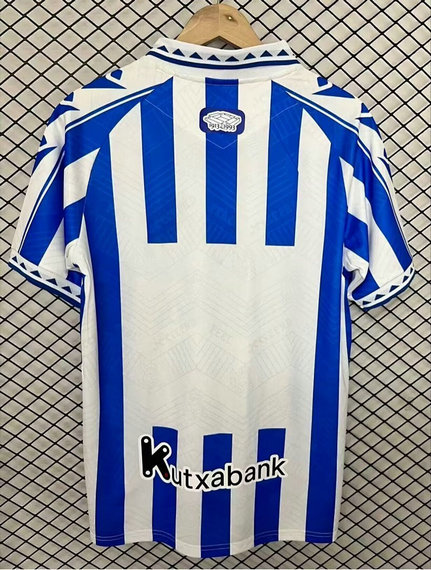 Maillot-de-foot-Real-Sociedad-2025-2026-Retro-Remake-A-1.jpg