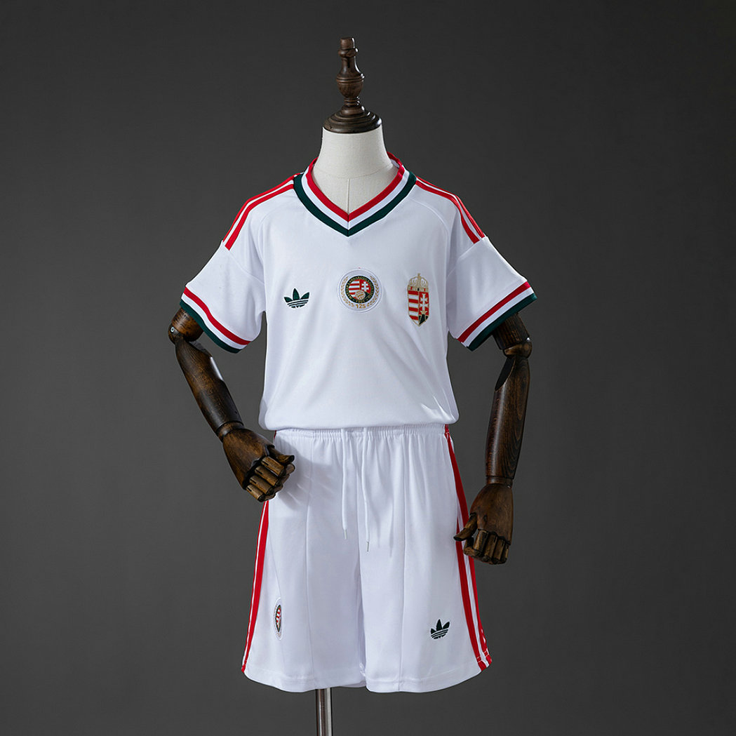 Ensemble Maillot Enfant Hongrie 2026/2027 - Exterieur