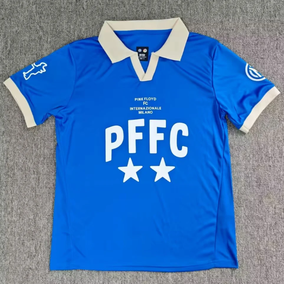Maillot-Inter-Milan-Pink-Floyd-2025-2026-bleu-1.png Maillot de foot Inter Milan Pink Floyd 2025/2026 - Bleu