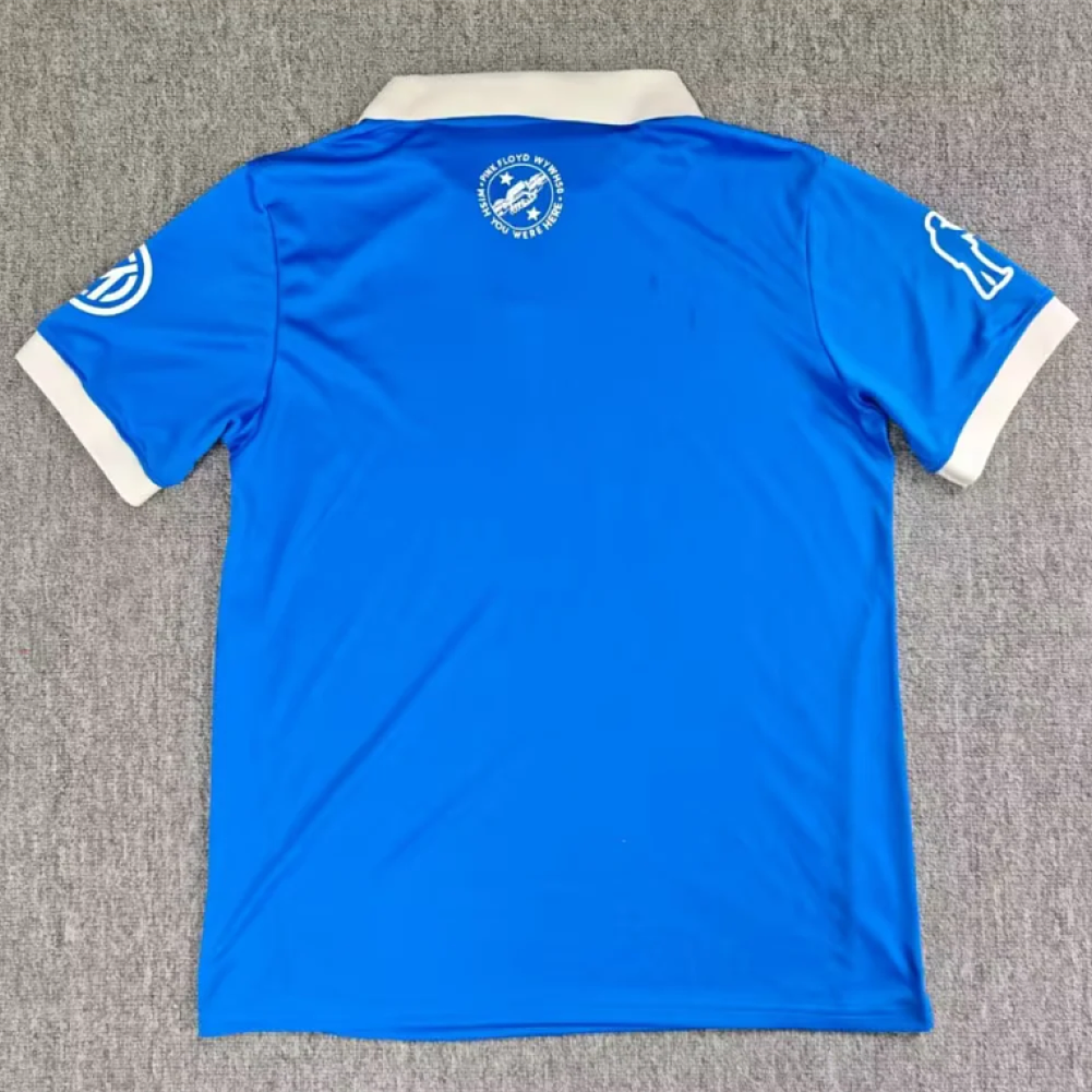 Maillot-Inter-Milan-Pink-Floyd-2025-2026-bleu-A-1.png Maillot de foot Inter Milan Pink Floyd 2025/2026 - Bleu