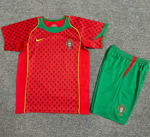 Ensemble Maillot Enfant Vintage Portugal 2004 - Domicile