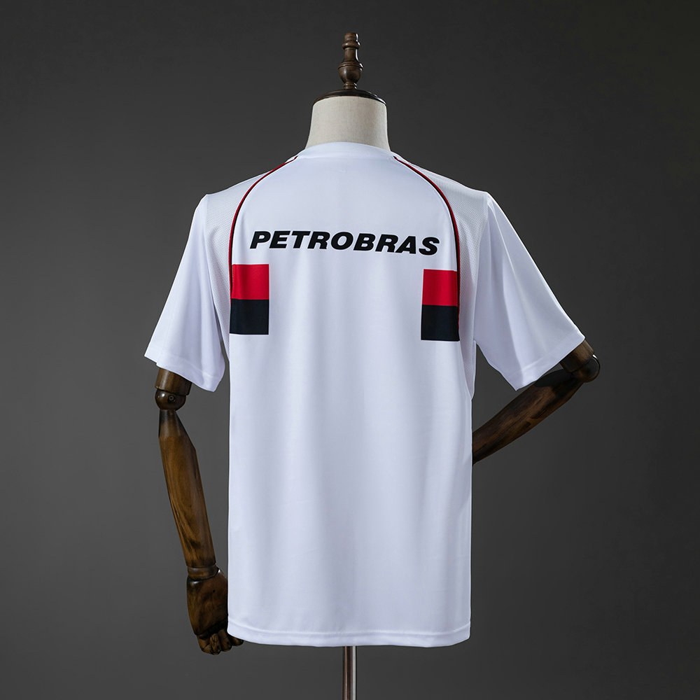 Maillot-flamengo-Vintage-2002-2003-exterieur-A-1.jpg Maillot de foot flamengo 2002/2003 - Exterieur