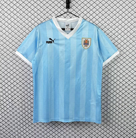 Maillot-Uruguay-1990-domicile-Vintage-1.jpg Maillot de foot Uruguay 1990 - Domicile Vintage