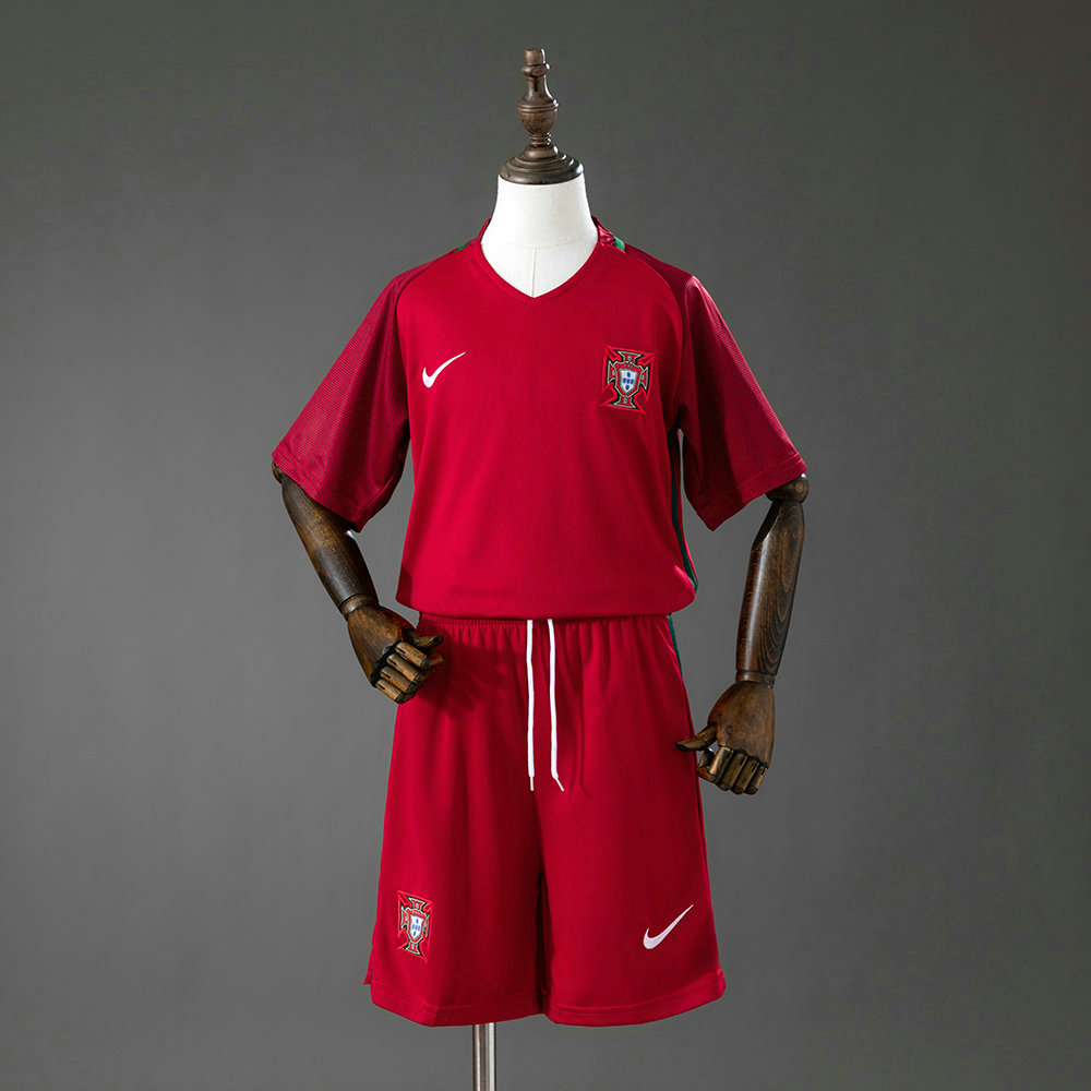 Ensemble Maillot Enfant Vintage Portugal 2016/2017 - Domicile Rouge